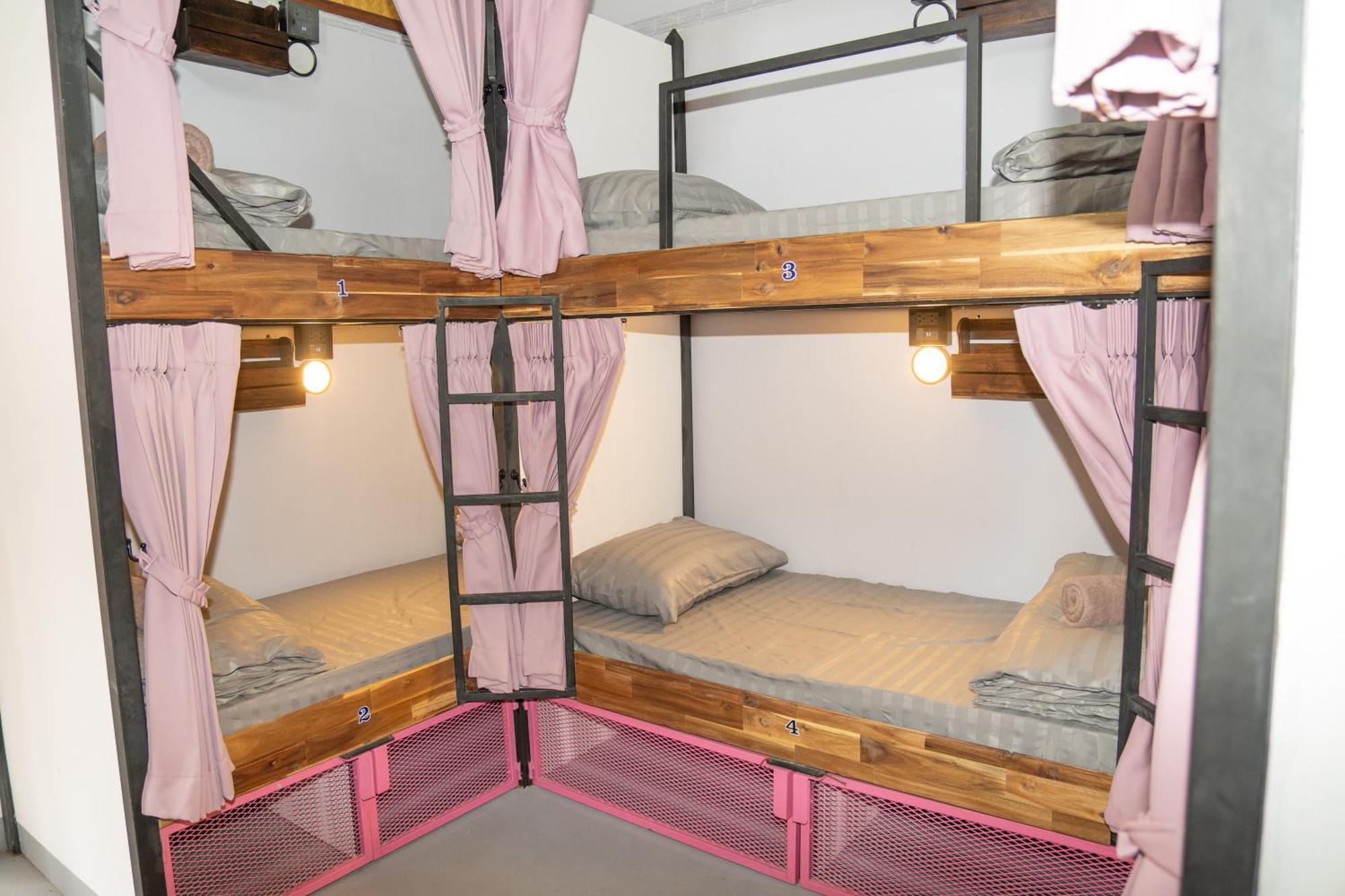 K-bunk Walking Street